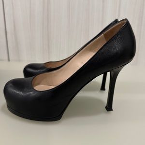 YSL SAINT LAURENT Leather TRIBTOO Pump in Black Size 36 US 6